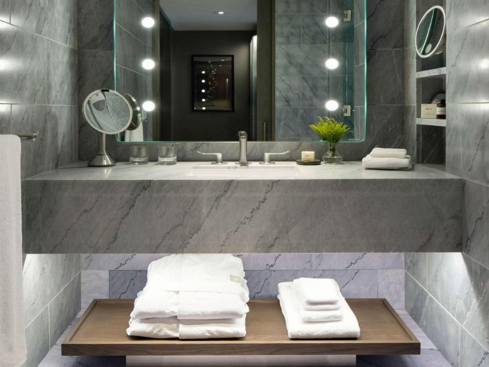 Fairmont Century Plaza