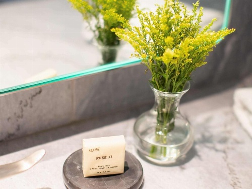 Fairmont Century Plaza image 9