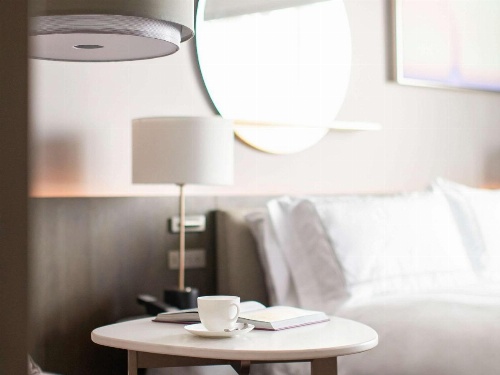 Fairmont Century Plaza image 10