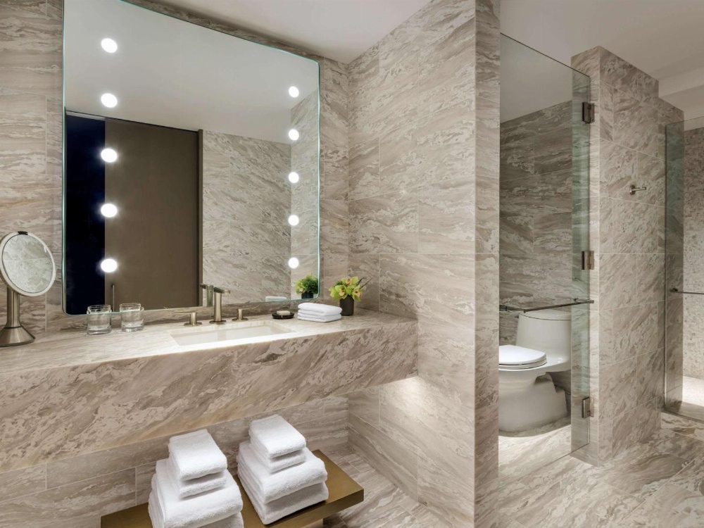 Fairmont Century Plaza Main image